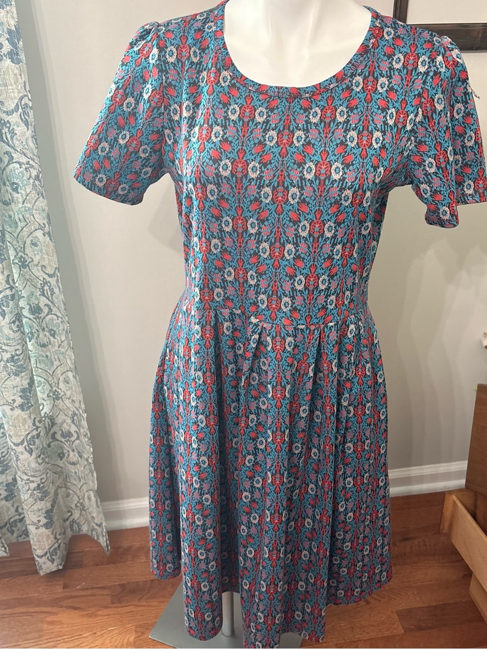 LulaRoe Amelia Multi Color Print Dress w pockets - SZ xl